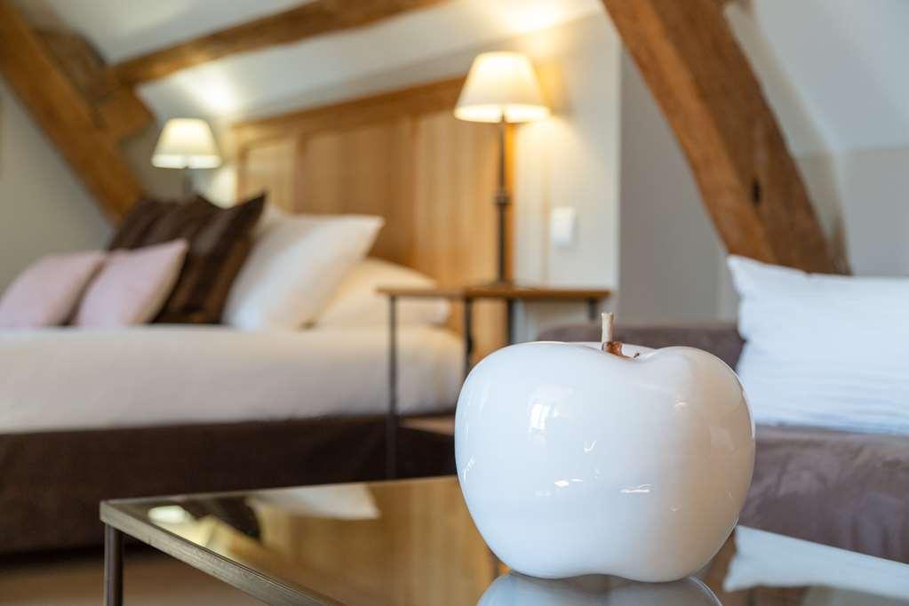 Hôtel Saint-Laurent, The Originals Relais Montfort-lʼAmaury Quarto foto